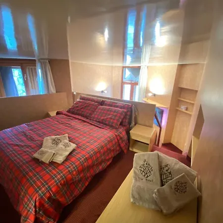 The Nest Alpine Loft Ski-in Ski-out *