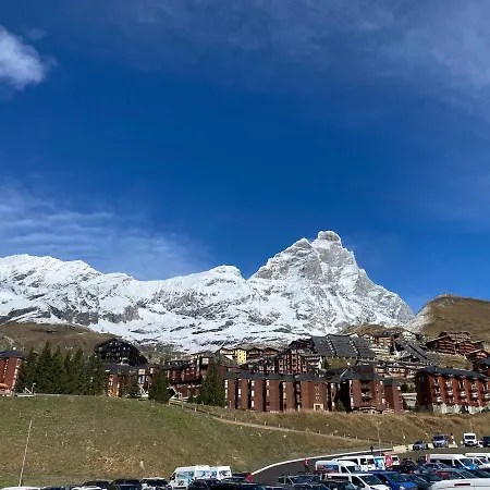 The Nest Alpine Loft Ski-in Ski-out Брей-Червиния
