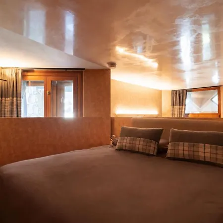 The Nest Alpine Loft Ski-in Ski-out Апартаменты Брей-Червиния
